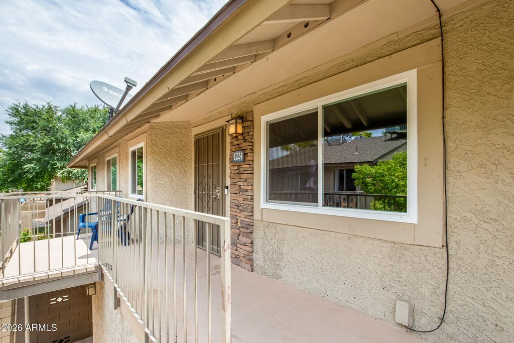 Image 3 of property listing at 1224 N 85TH Place, Scottsdale, AZ 85257