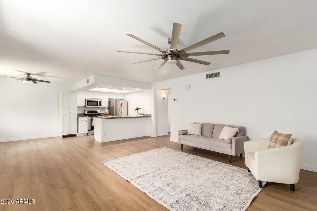 Image 6 of property listing at 1224 N 85TH Place, Scottsdale, AZ 85257