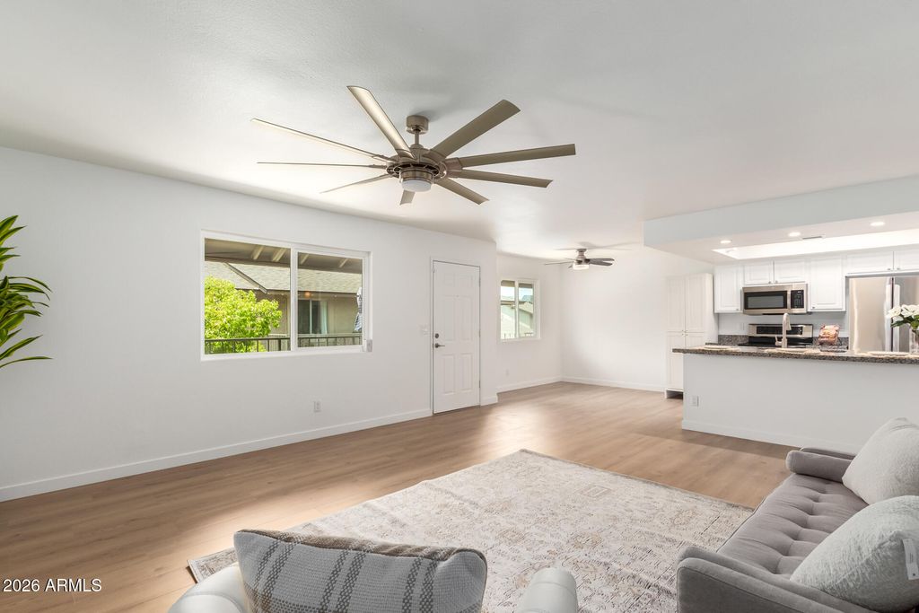 Image 7 of property listing at 1224 N 85TH Place, Scottsdale, AZ 85257
