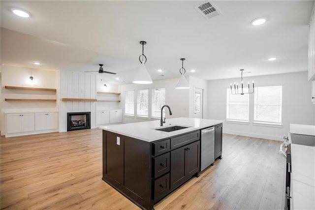 4 Francis Drive, Bella Vista, AR 72715