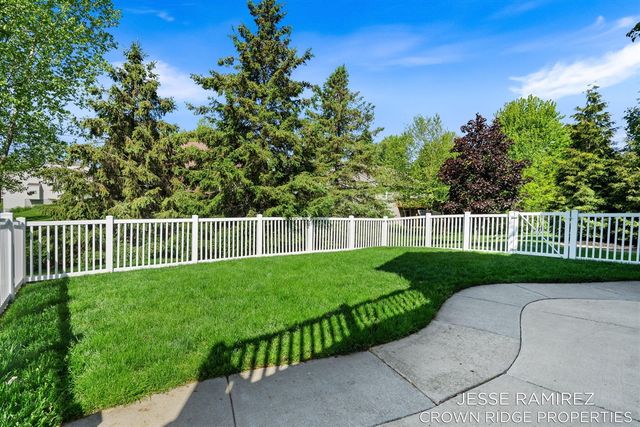 1008 Peaceful Drive, Byron Center, MI 49315