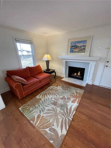 120 Causeway DR, Chesapeake, VA 23322