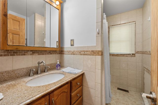 159 Neptune Avenue, West Babylon, NY 11704