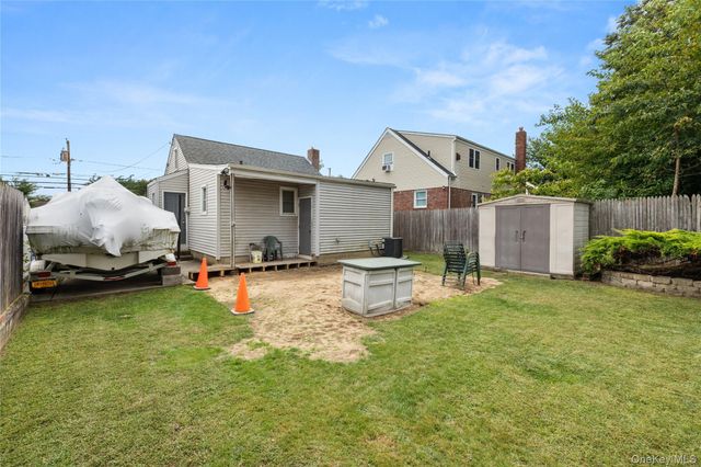 159 Neptune Avenue, West Babylon, NY 11704