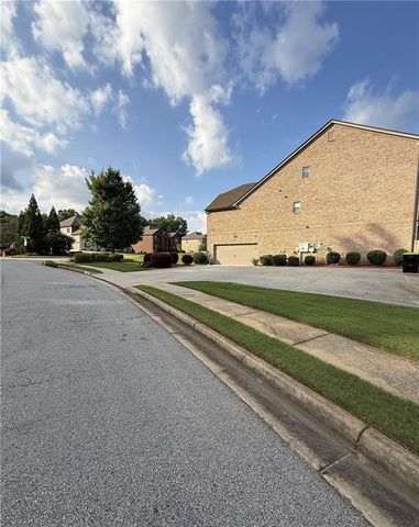 105 Way Point Drive, Stockbridge, GA 30281