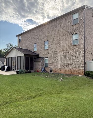 105 Way Point Drive, Stockbridge, GA 30281