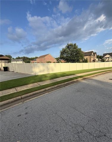 105 Way Point Drive, Stockbridge, GA 30281