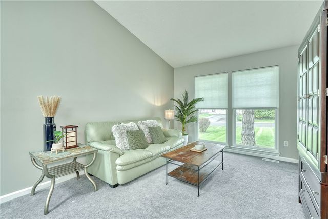 652 Beaver Creek, Macedon, NY 14502