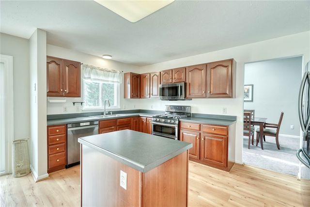 652 Beaver Creek, Macedon, NY 14502