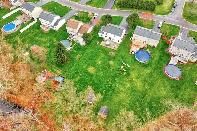 652 Beaver Creek, Macedon, NY 14502