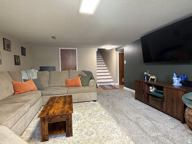 1130 E HILLCREST, Springville, UT 84663