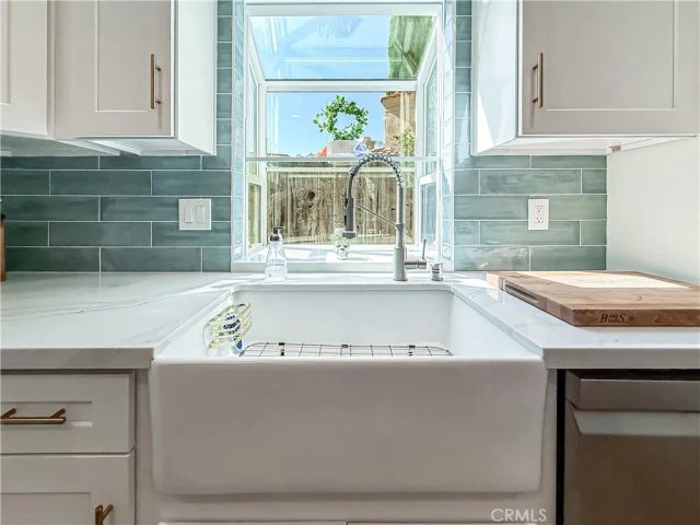 4331 Oak Glen, Calabasas, CA 91302
