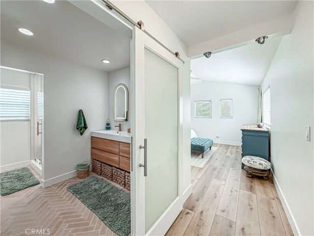 4331 Oak Glen, Calabasas, CA 91302