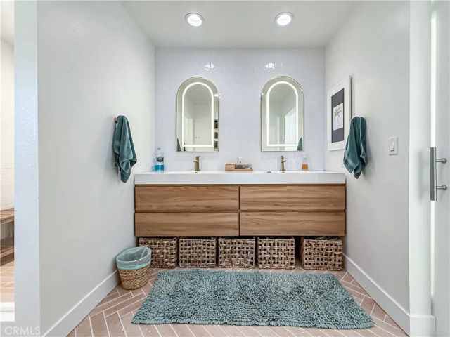 4331 Oak Glen, Calabasas, CA 91302