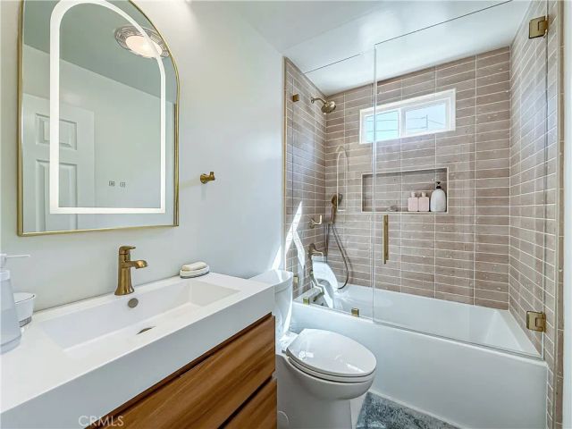 4331 Oak Glen, Calabasas, CA 91302