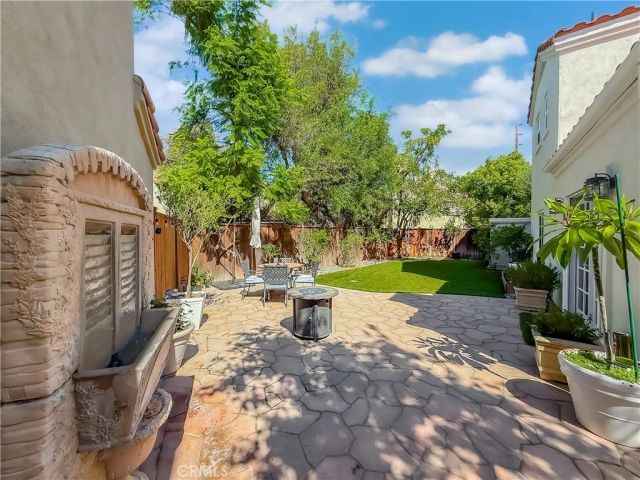 4331 Oak Glen, Calabasas, CA 91302