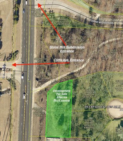 236 N Crossover Road, Fayetteville, AR 72701