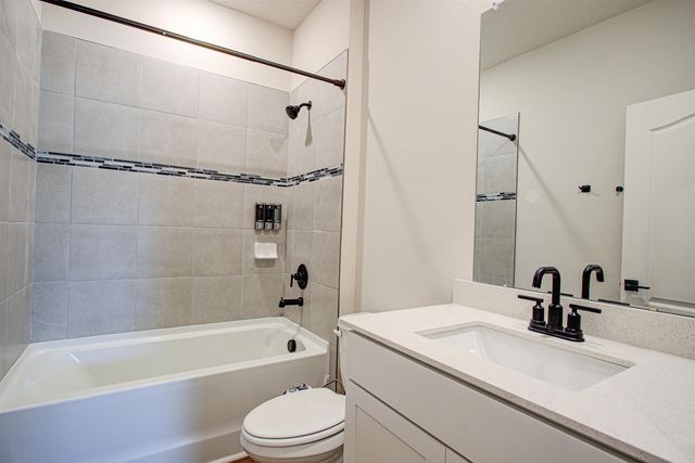 20 Falcon Ridge Rd, St Augustine, FL 32084