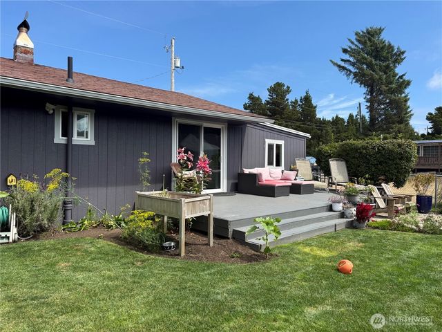 1414 177th Place, Long Beach, WA 98631