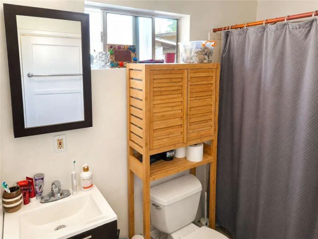 3428 Fletcher Drive, Los Angeles, CA 90065