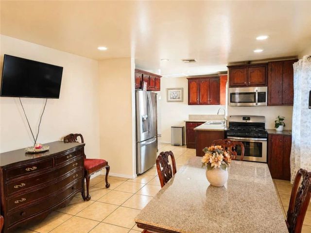 3428 Fletcher Drive, Los Angeles, CA 90065