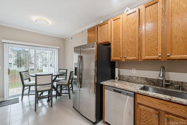 223 Kettles Lane, Medford, NY 11763