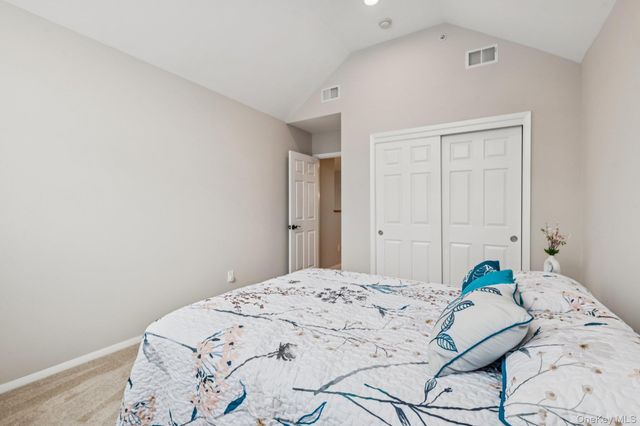 223 Kettles Lane, Medford, NY 11763