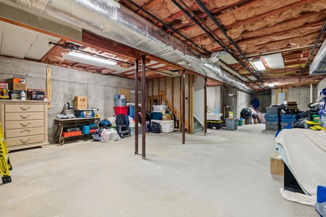 223 Kettles Lane, Medford, NY 11763