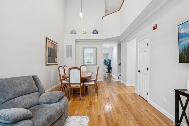 223 Kettles Lane, Medford, NY 11763