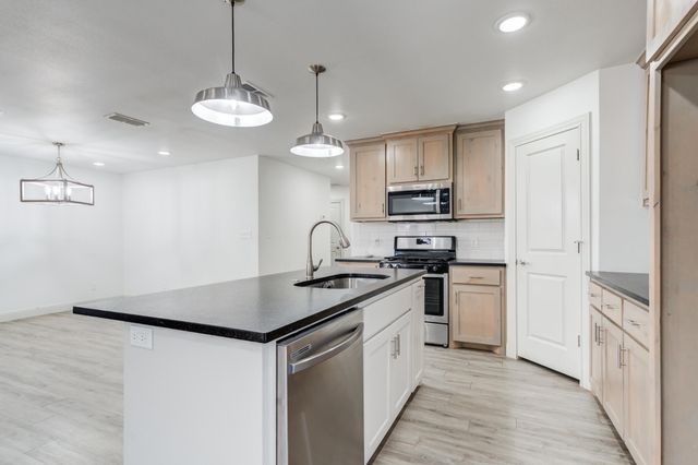 7020 24th Street, Lubbock, TX 79407