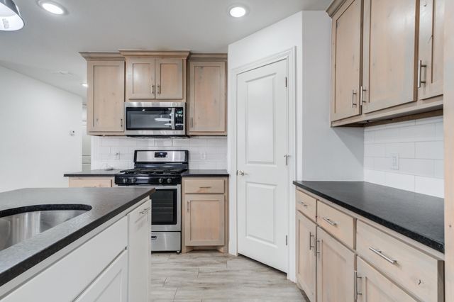 7020 24th Street, Lubbock, TX 79407