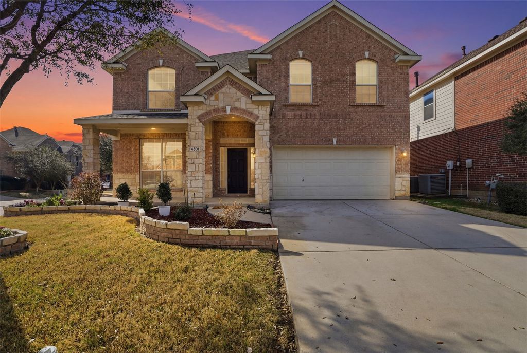 4301 Mountain Crest Drive, Fort Worth, TX 76123