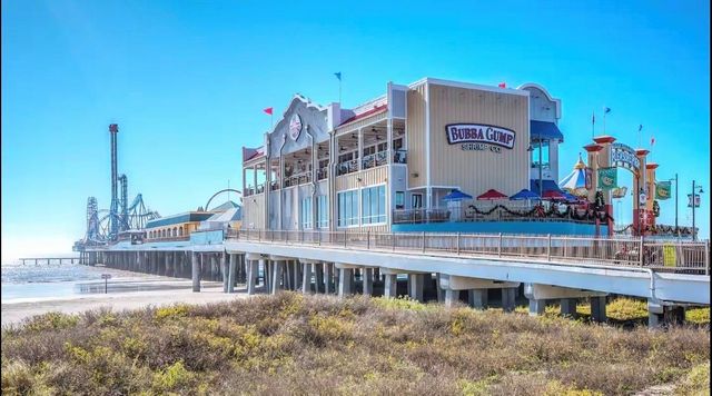 1513 40th Street, Galveston, TX 77550