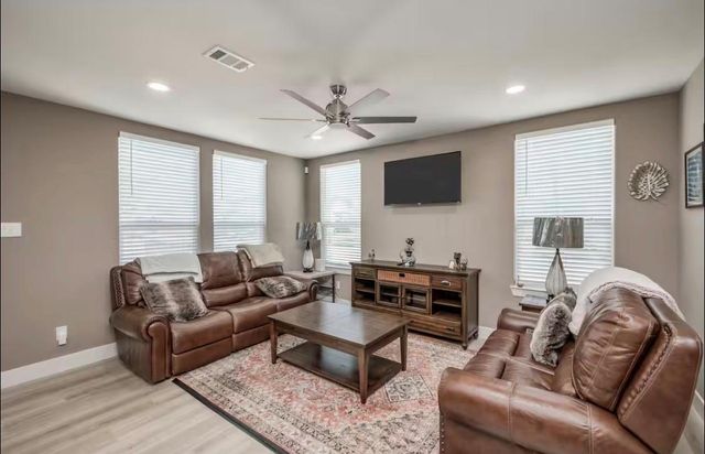 1513 40th Street, Galveston, TX 77550