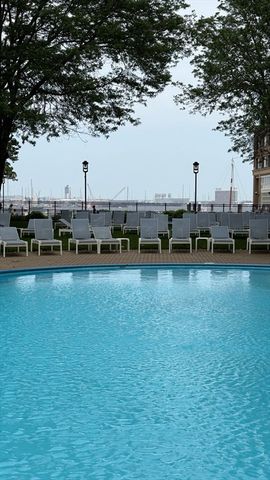 65 East India Row 9C, Boston, MA 02110