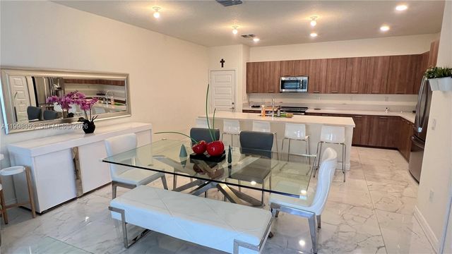 4738 NW 83rd Path, Doral, FL 33166