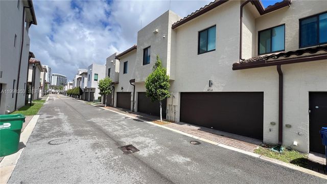 4738 NW 83rd Path, Doral, FL 33166