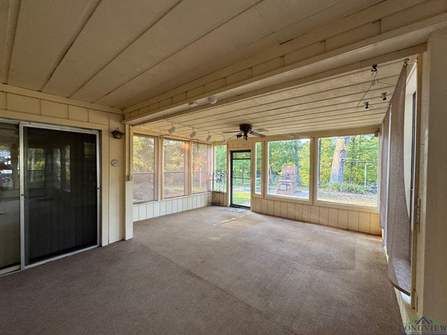 538 Corrine PL, Waskom, TX 75692