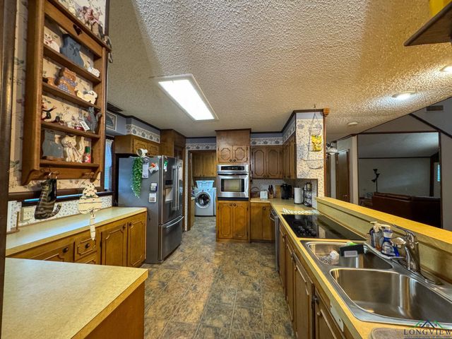 538 Corrine PL, Waskom, TX 75692