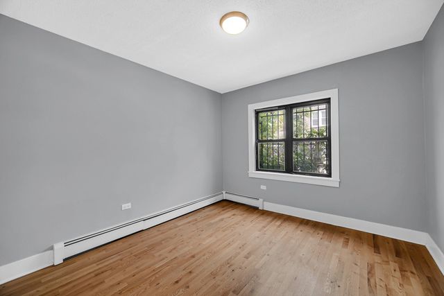 2620 W Foster Avenue 1, Chicago, IL 60625