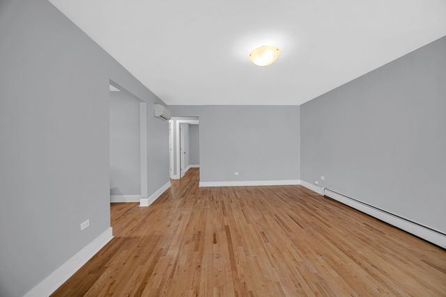 2620 W Foster Avenue 1, Chicago, IL 60625
