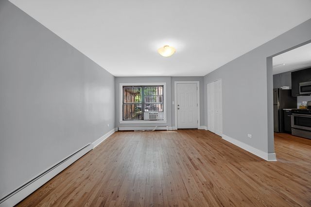 2620 W Foster Avenue 1, Chicago, IL 60625