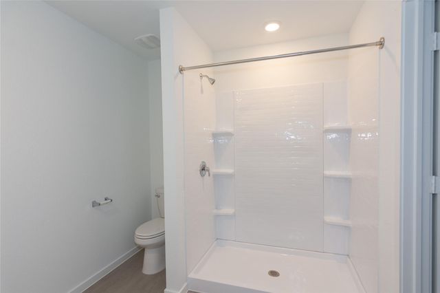 153 Starpacker LN, Jarrell, TX 76537