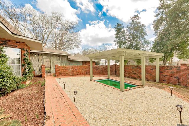 23432 Sunnyside Ln, Zachary, LA 70791