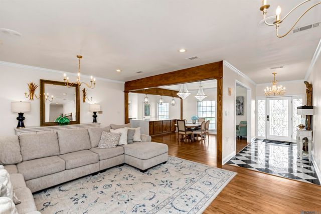 23432 Sunnyside Ln, Zachary, LA 70791