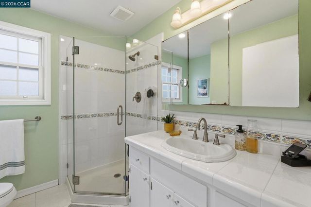 1225 Ulfinian Way, Martinez, CA 94553
