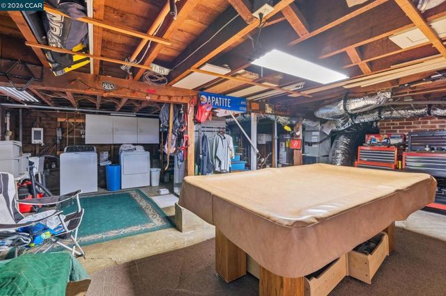 1225 Ulfinian Way, Martinez, CA 94553