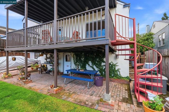1225 Ulfinian Way, Martinez, CA 94553