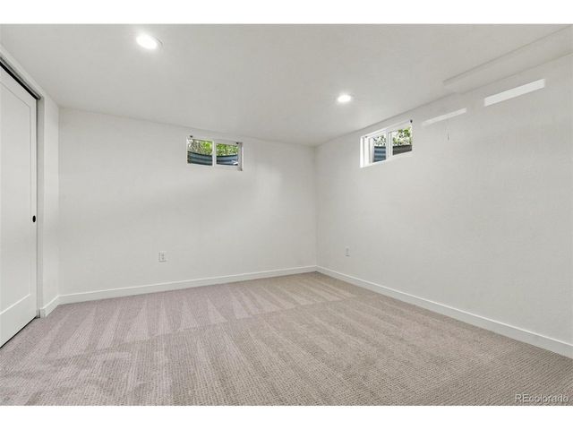 2076 S Yates St, Denver, CO 80219
