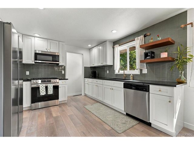 2076 S Yates St, Denver, CO 80219